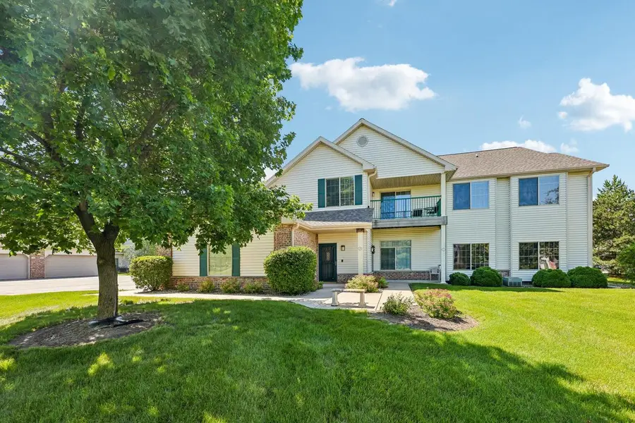 118 Pheasant RUN #D, Johnson Creek, WI 53038 - #2