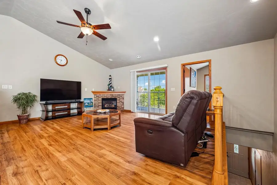 118 Pheasant RUN #D, Johnson Creek, WI 53038 - #3