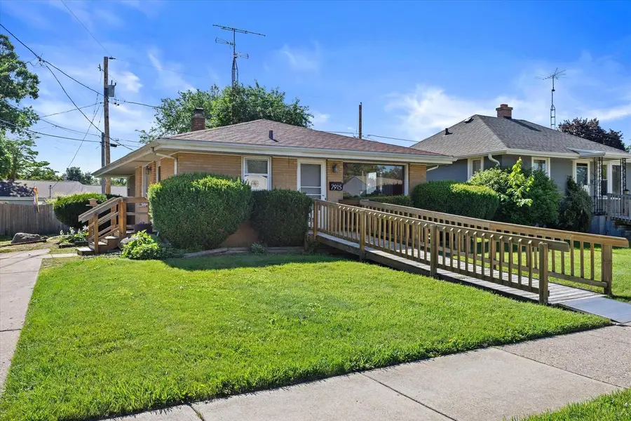 7915 45th AVENUE, Kenosha, WI 53142 - #2