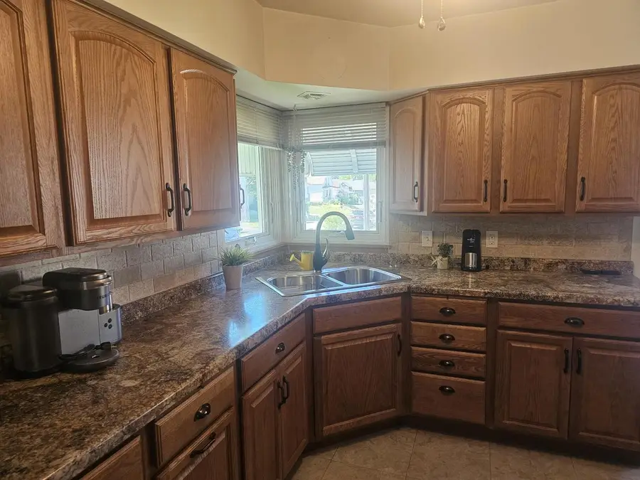1714 Madison STREET, Manitowoc, WI 54220 - #2