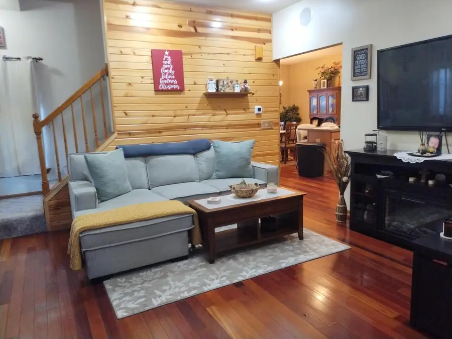 2024 Grove AVENUE, Racine, WI 53405 - #2