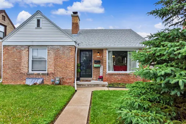 4040 N 49th STREET, Milwaukee, WI 53216