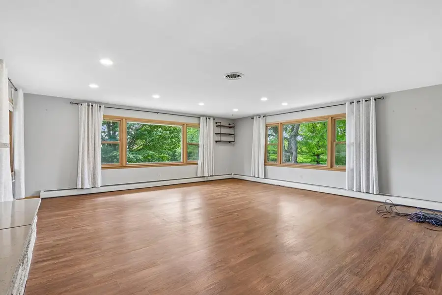 W270N195 Arrowhead TRAIL, Waukesha, WI 53188 - #3