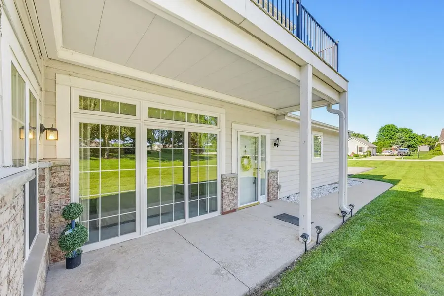 6551 Meadowlands CIRCLE #4 B, Pleasant Prairie, WI 53158 - #2