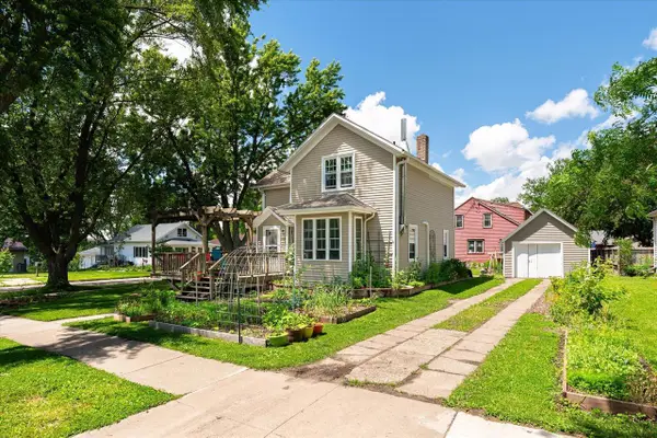 404 E Gillette STREET, Viroqua, WI 54665