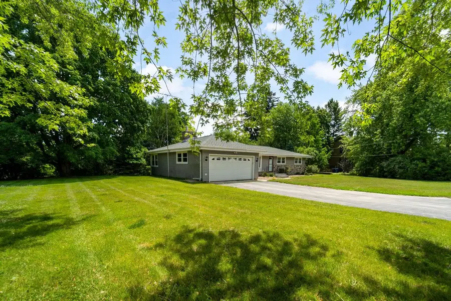 518 W Grand AVENUE, Port Washington, WI 53074 - #3