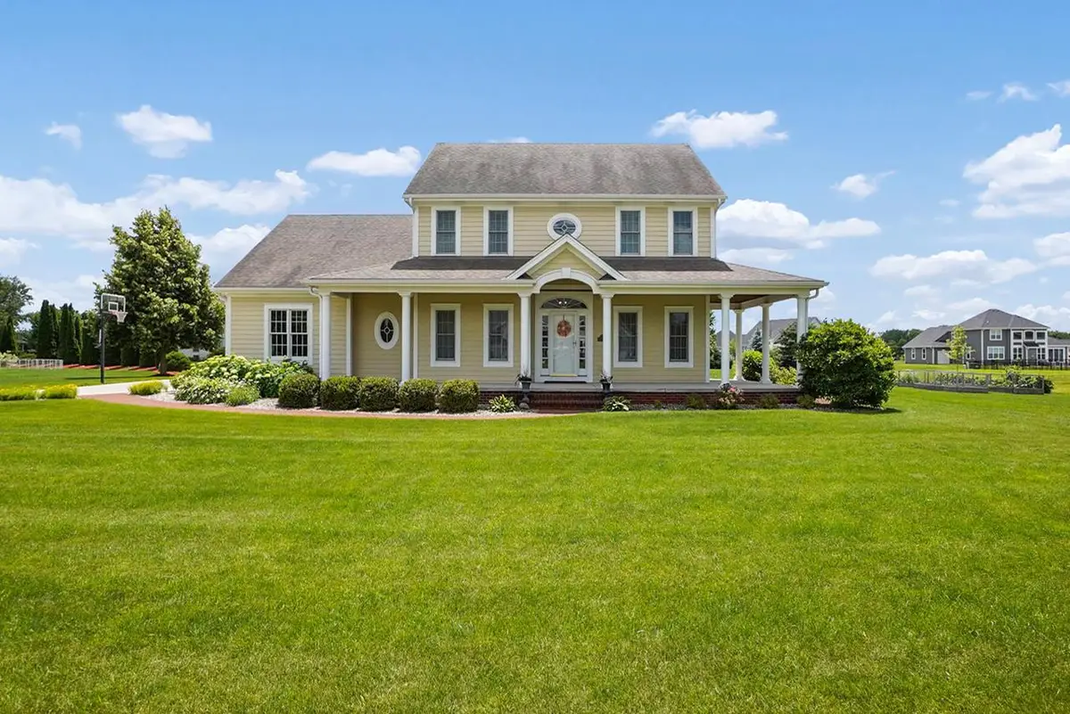 N75W24615 Overland ROAD, Sussex, WI 53089 - #1