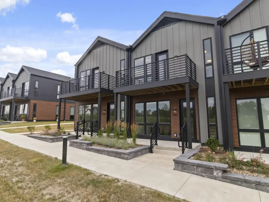 9352 S Alder PLACE #104, Oak Creek, WI 53154 - #2