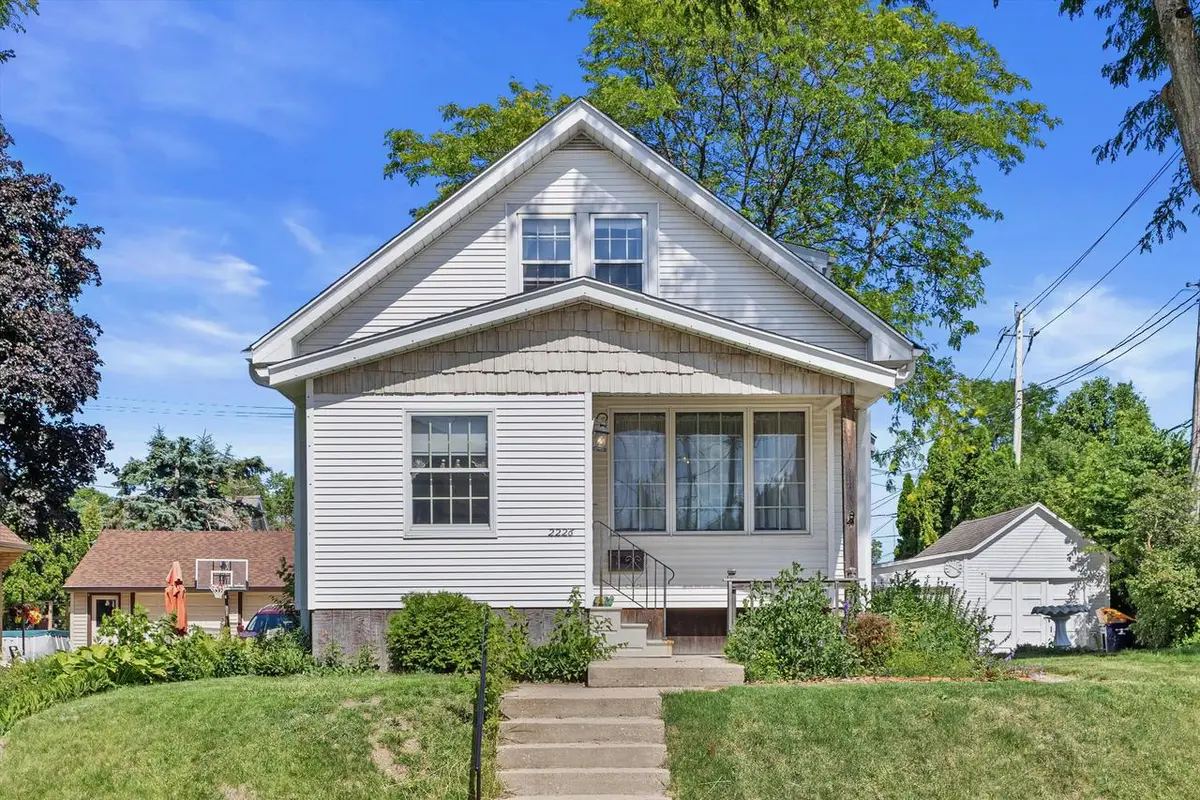 2226 S 90th STREET, West Allis, WI 53227 - #1