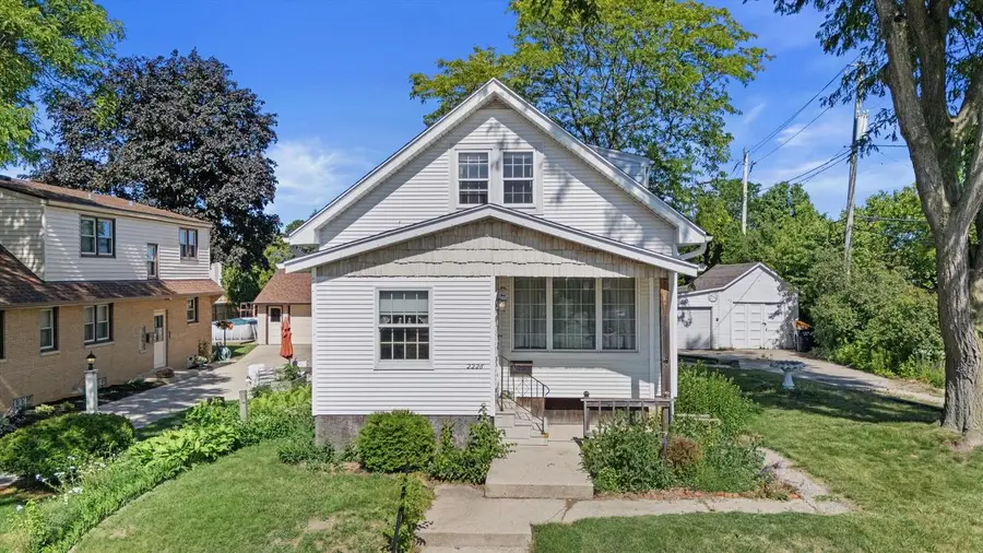 2226 S 90th STREET, West Allis, WI 53227 - #2