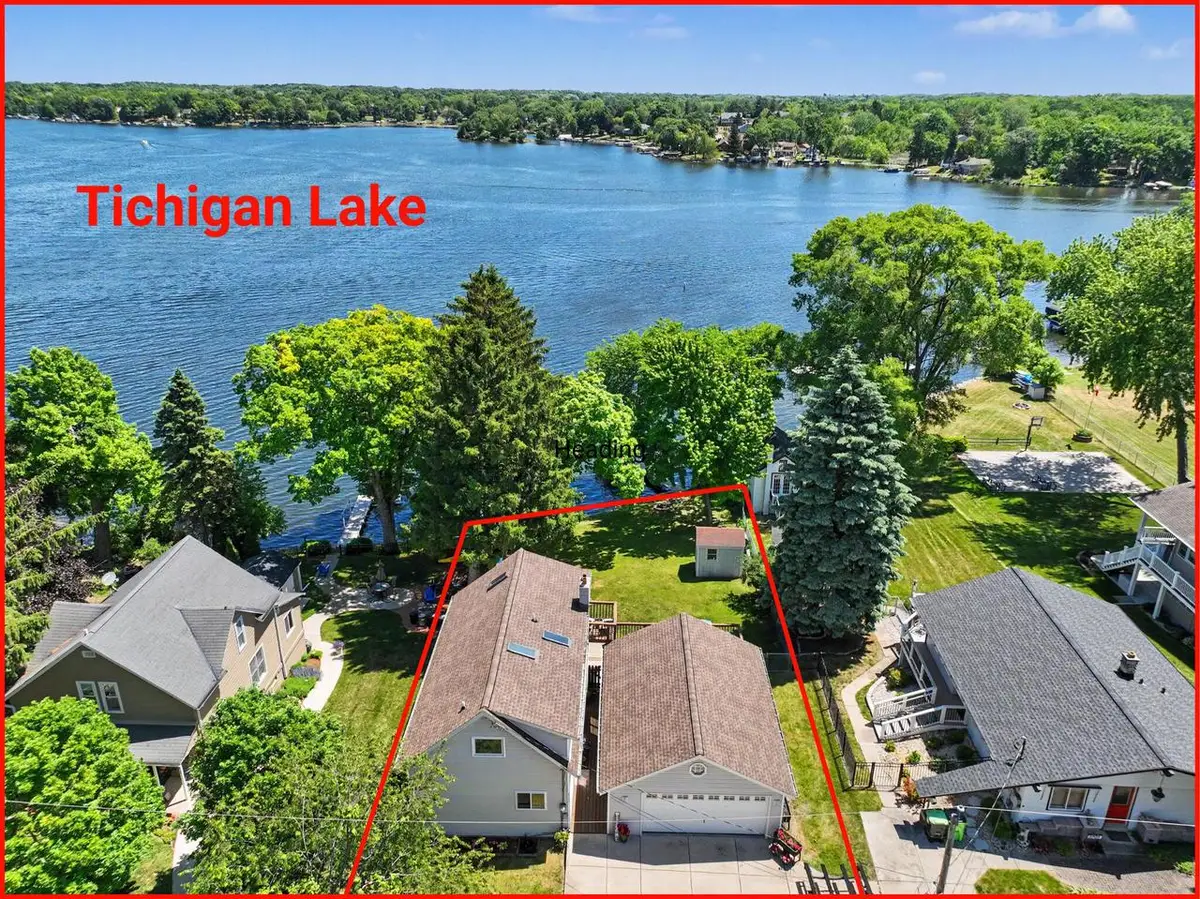 6709 Spruce LANE, Waterford, WI 53185 - #1