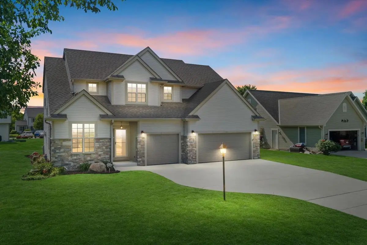 7989 S River COURT, Franklin, WI 53132 - #1