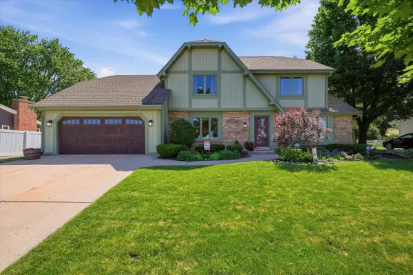 1127 Tenny AVENUE, Waukesha, WI 53186