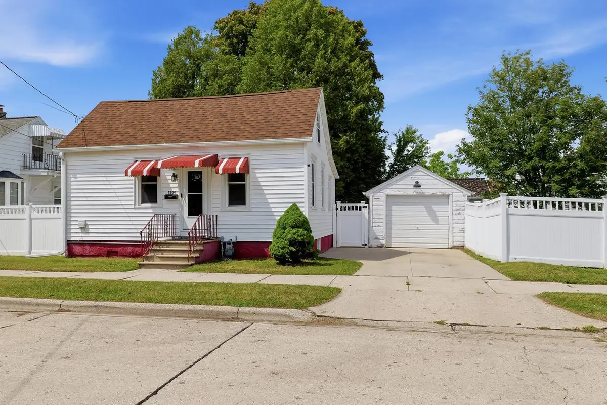 2104 11th STREET, Two Rivers, WI 54241 - #1