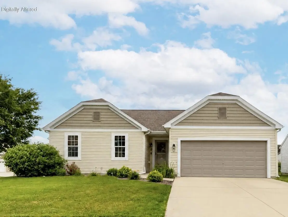 307 Reeds DRIVE, West Bend, WI 53095 - #1