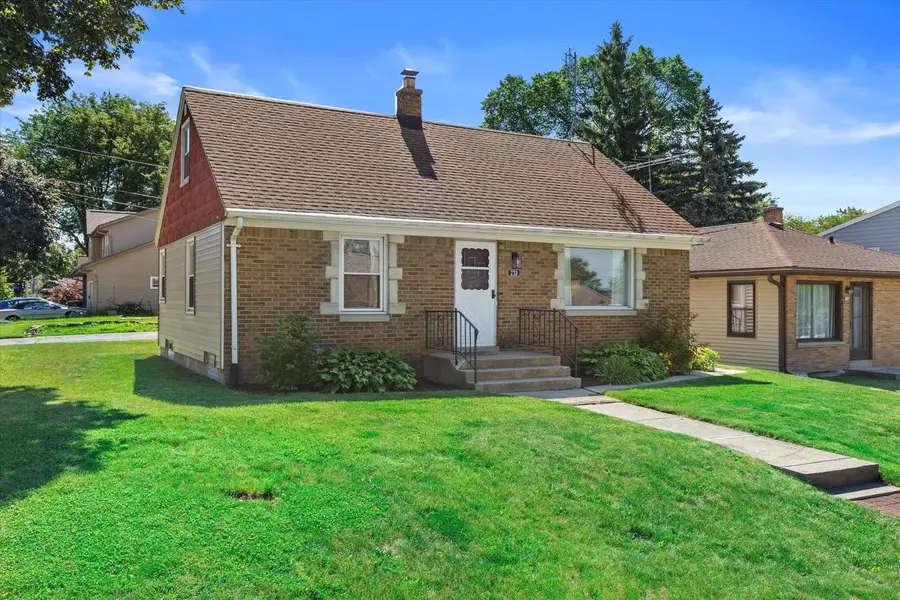 270 N 111th STREET, Wauwatosa, WI 53226 - #2
