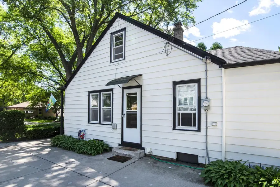 1817 N 118th STREET, Wauwatosa, WI 53226 - #2