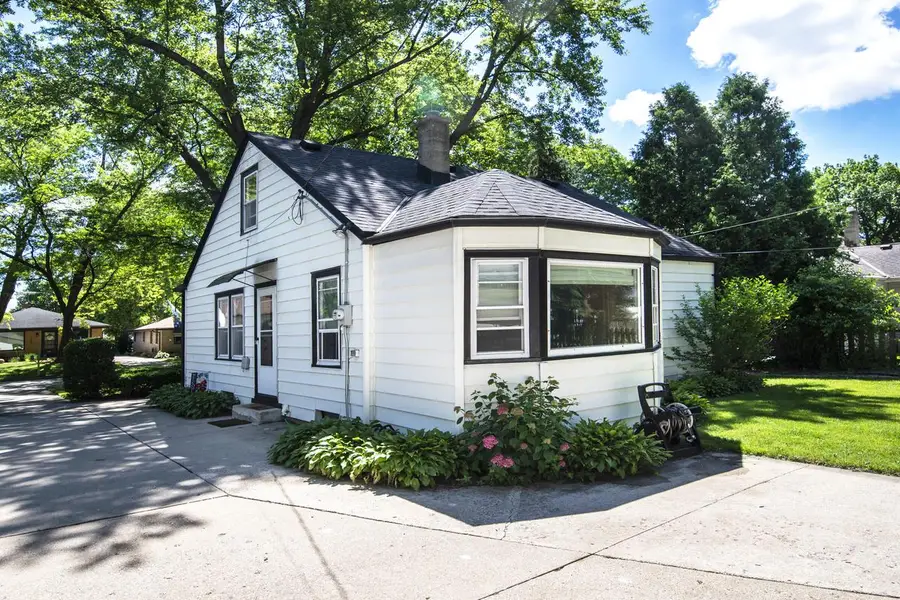1817 N 118th STREET, Wauwatosa, WI 53226 - #3