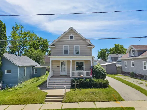 809 E Cady STREET, Watertown, WI 53094