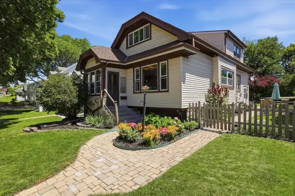 1448 S 90th STREET, West Allis, WI 53214