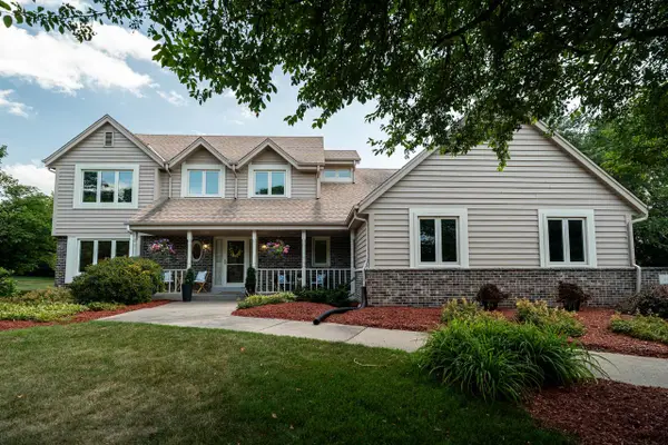 17445 St James ROAD, Brookfield, WI 53045