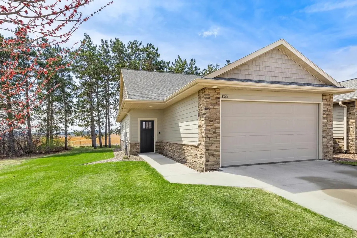 1800 Prairie PLACE #4, Holmen, WI 54636 - #1