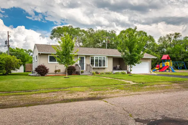 2524 2nd AVENUE E, La Crosse, WI 54603