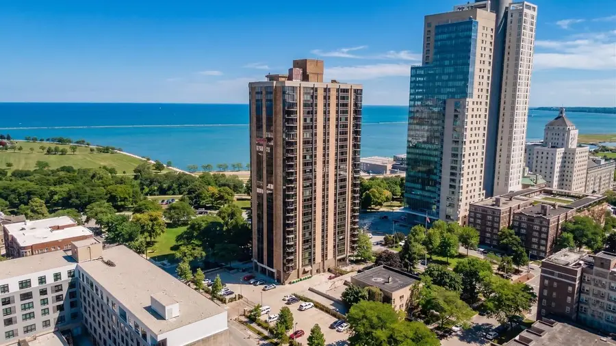 929 N Astor STREET #403, Milwaukee, WI 53202 - #2