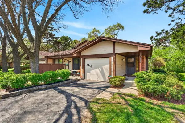7758 W Heather AVENUE W, Milwaukee, WI 53224