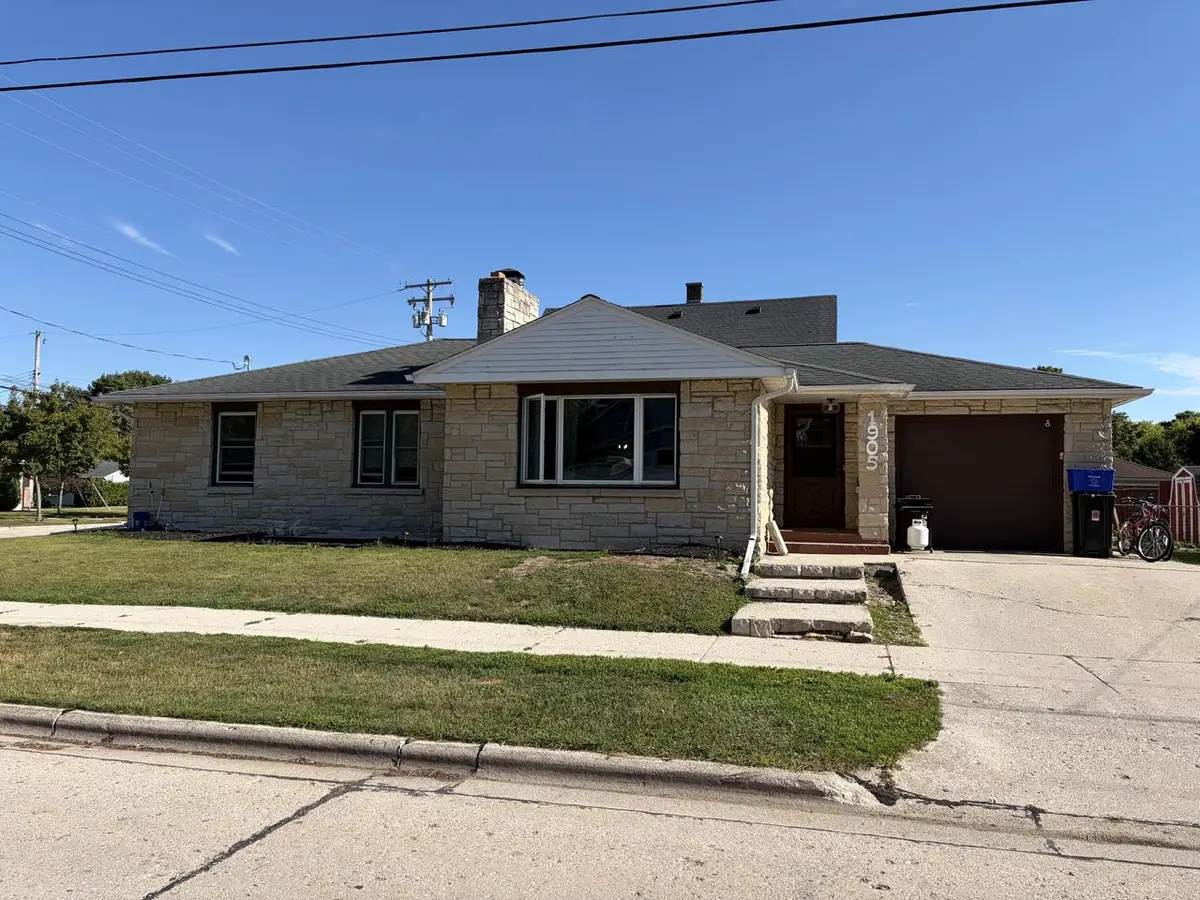 1905 32nd STREET, Two Rivers, WI 54241 - #1