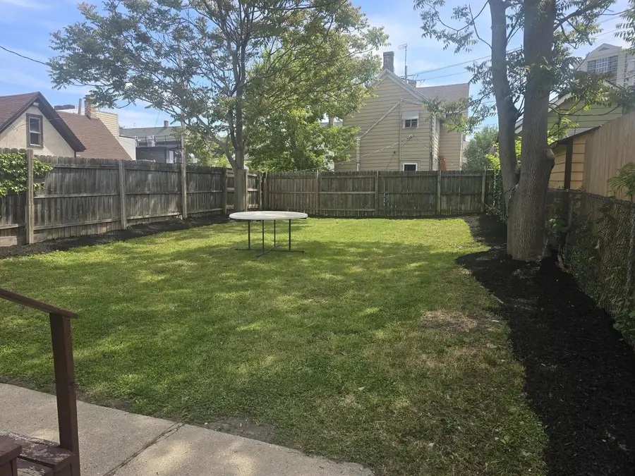 1650 N Arlington PLACE, Milwaukee, WI 53202 - #2