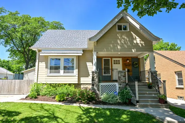 3725 S 5th PLACE, Milwaukee, WI 53207
