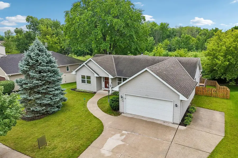 2837 Willard LANE, Waukesha, WI 53188 - #2
