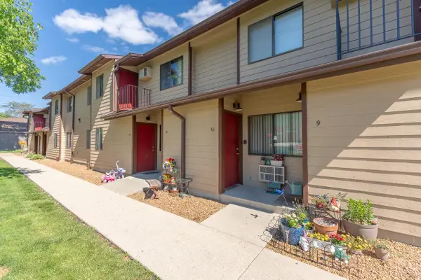 4042 S Pine AVENUE, Milwaukee, WI 53207