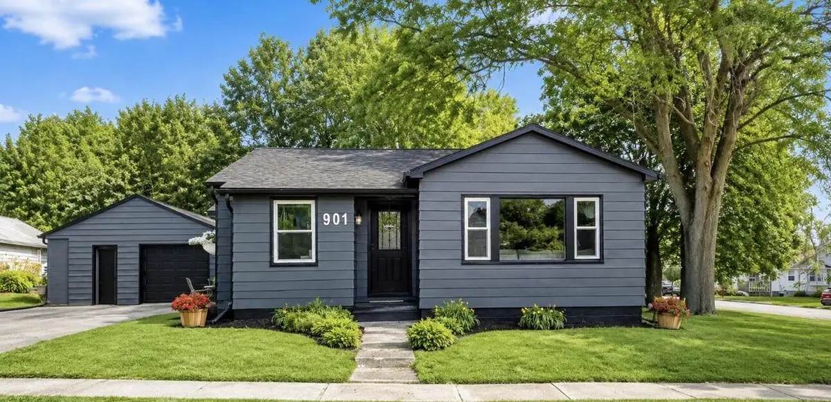 901 Clark STREET, Watertown, WI 53094 - #1