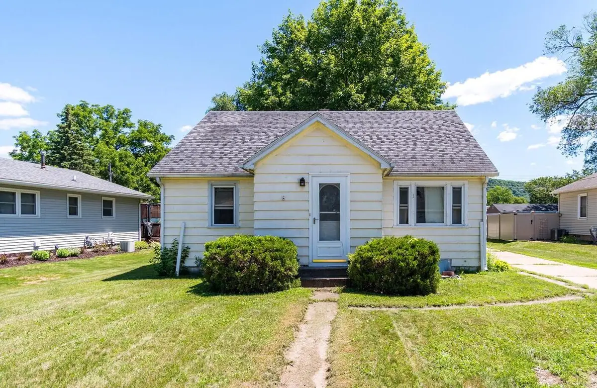 3321 26th STREET S, La Crosse, WI 54601 - #1