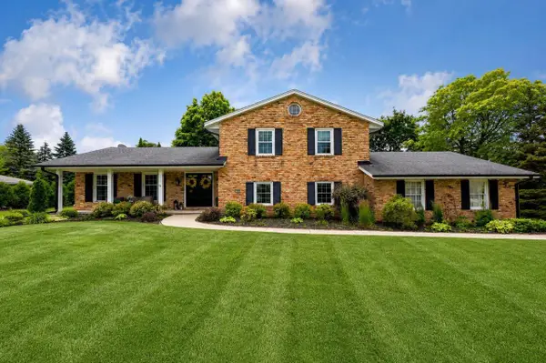17965 Bolter LANE, Brookfield, WI 53045