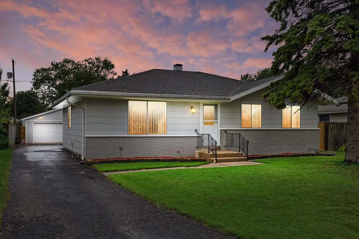 6902 Brian DRIVE, Racine, WI 53402 - #1