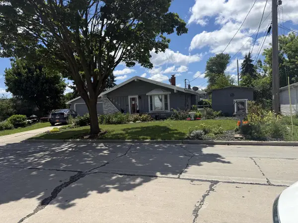 4765 N 117TH STREET, Wauwatosa, WI 53225