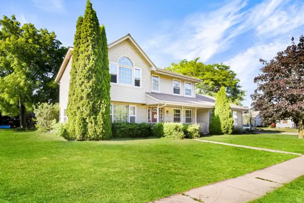 N172W20516 Hazelwood LANE, Jackson, WI 53037