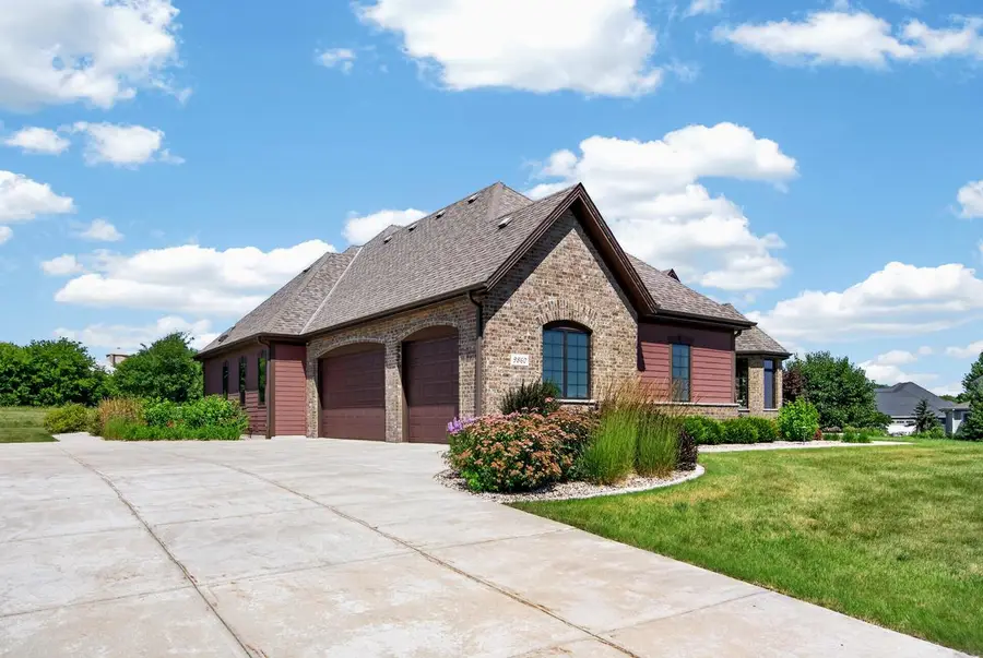 9860 Stonegate ROAD, Cedarburg, WI 53012 - #3