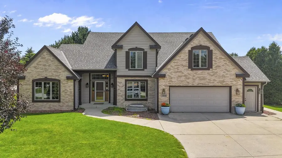 13600 W Eagle TRACE, New Berlin, WI 53151 - #2