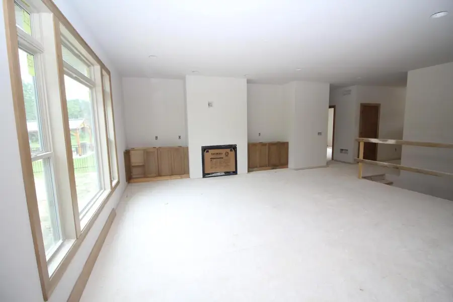 1302 W Kiddle LANE, Union Grove, WI 53182 - #3