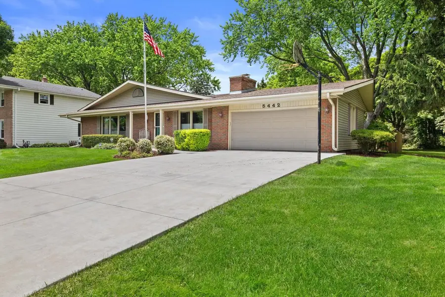 5442 Gallant Fox LANE, Racine, WI 53402 - #2