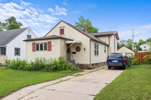 2512 Travis STREET, La Crosse, WI 54601