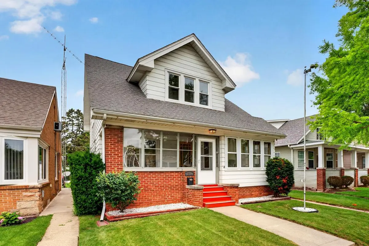 3316 Wright AVENUE, Racine, WI 53405 - #1