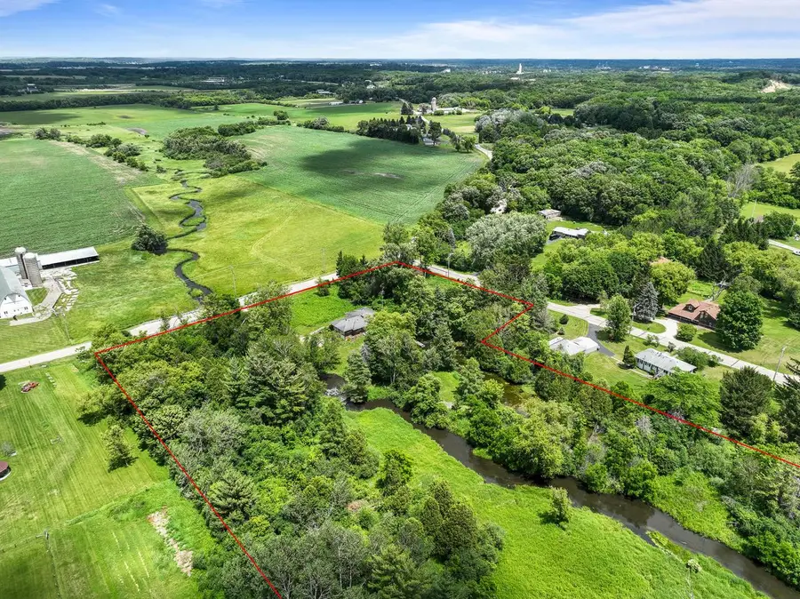 5281 Spring Valley ROAD, Burlington, WI 53105 - #2