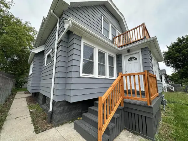 3715 N 22nd STREET, Milwaukee, WI 53206