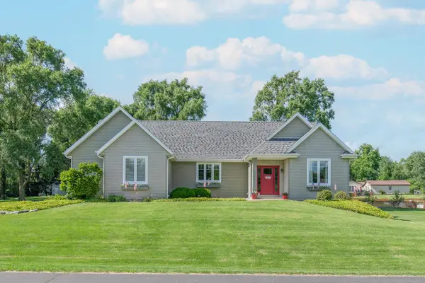 W5158 Hares Foot ROAD, Elkhorn, WI 53121