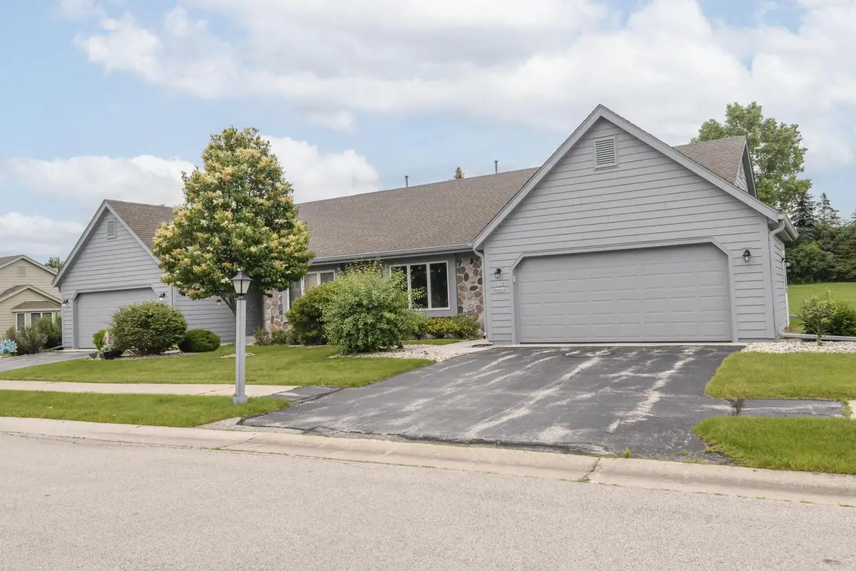 W178N9858 Riversbend CIRCLE E #D-95, Germantown, WI 53022 - #1